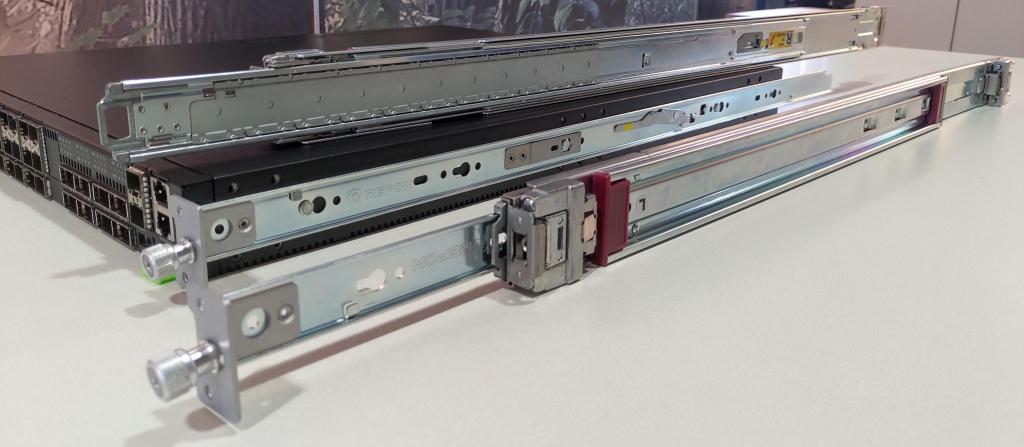 Figure 11: tool-less rack rails