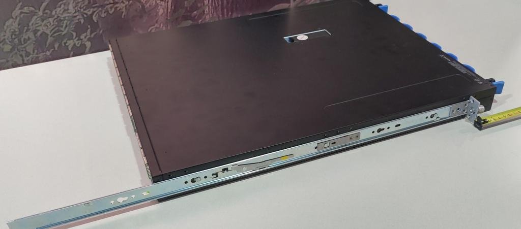Figure 12: tool-less rails reversed